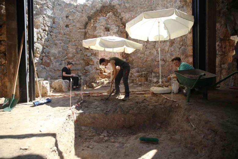 Alanya Kalesi'ndeki şapel Selçukluların hoşgörü kültürünü günümüze taşıyor