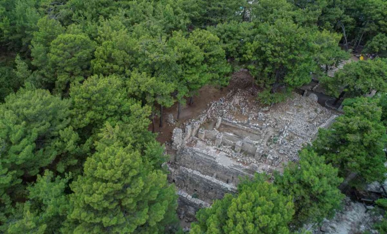 Phaselis Antik Kenti 2023 arkeoloji kazılarından görüntüler