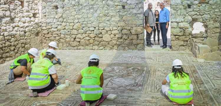 Olimpos Antik Kenti'ndeki kilise avlusu mozaiklerinin 7 Erdemi temsil ettiği anlaşılıyor