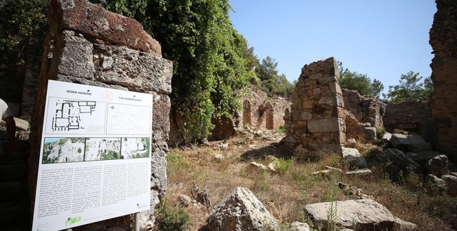 Syedra Antik Kenti arkeloji kazıları kentin cadde ve sokaklarında sürüyor