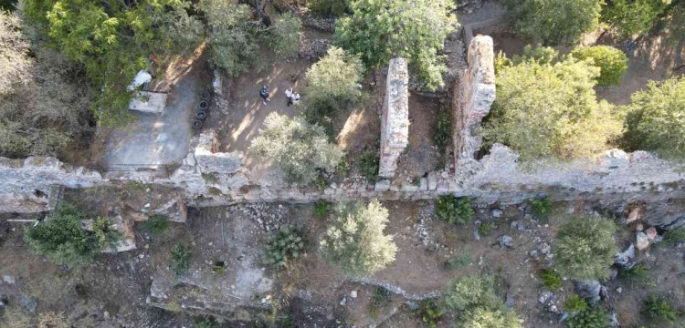 Alanya Kalesi surlarında 1600 yıllık olduğu tahmin edilen bazilika bulundu