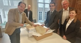 Leiden Ulusal Eski Eserler Müzesi, kırık yazıtlı tarihi eser parçasını Türkiyeye iade etti