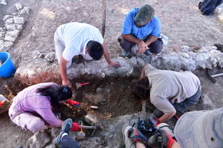 Aizanoi Antik Kenti'nde Roma devri kadınlarının kullandığı makyaj malzemeleri bulundu