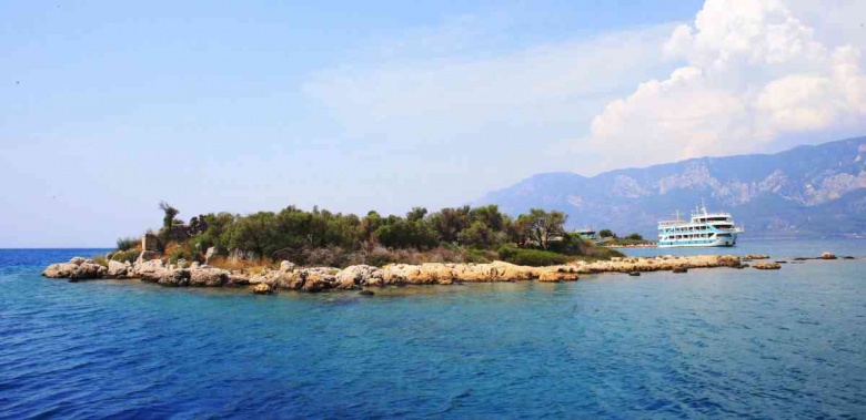 Muğla'nın Orata Adası'ndaki tarihi eserlerin restorasyonu başlıyor...