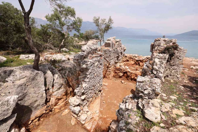 Muğla'nın Orata Adası'ndaki tarihi eserlerin restorasyonu başlıyor...