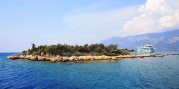 Gökovadaki Orata Adasına neden Piskopos Adası deniliyordu?