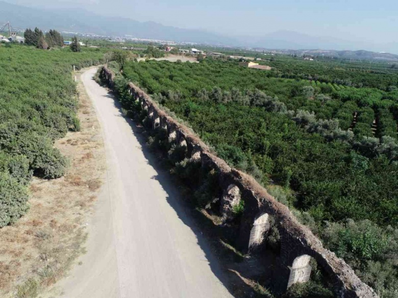 Hatay'daki Epiphaneia Antik Kenti'nden manzaralar