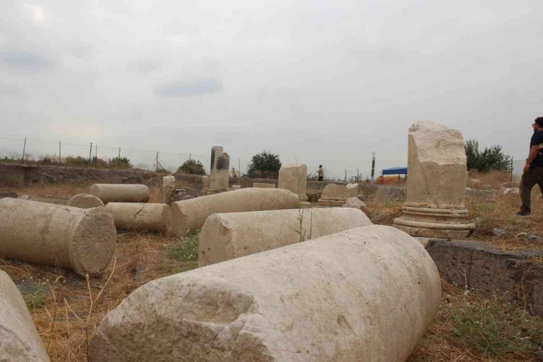 Hatay'daki Epiphaneia Antik Kenti'nden manzaralar