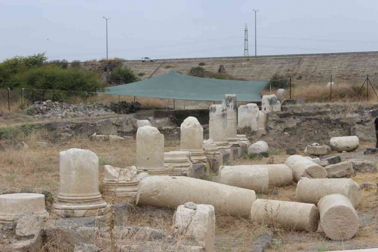 Hatay'daki Epiphaneia Antik Kenti'nden manzaralar