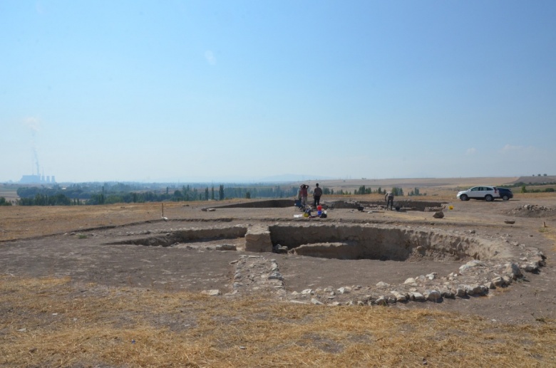 Kahramanmaraş'taki Yassı Höyük arkeoloji kazılarından 2023 manzaraları