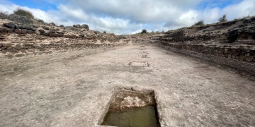 Karacahisar Kalesi sarnıcında arkeologlar 1288 tarihi sikke buldular