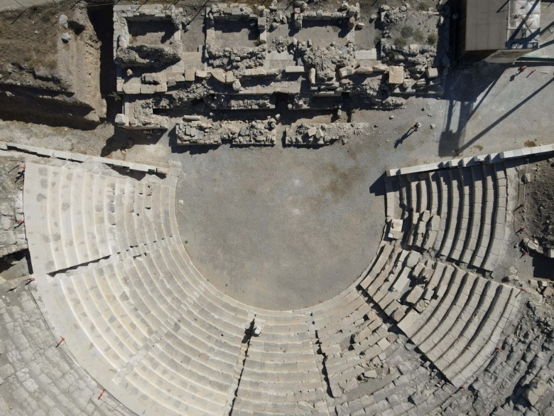 Kuş bakışı Knidos Antik Kenti manzaraları