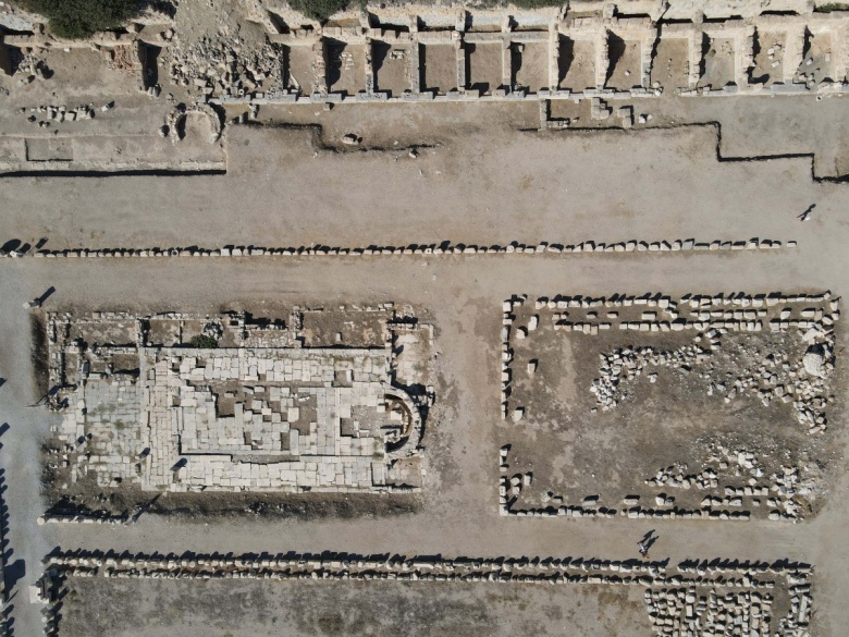 Kuş bakışı Knidos Antik Kenti manzaraları