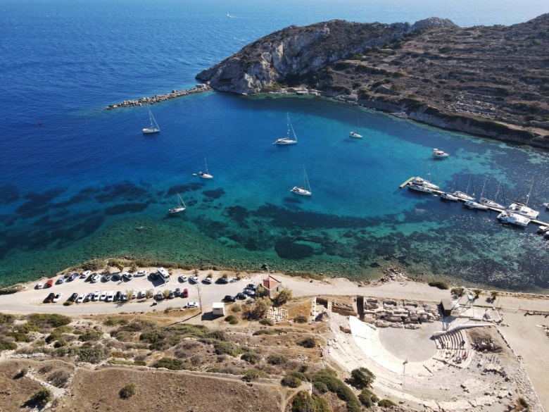 Kuş bakışı Knidos Antik Kenti manzaraları