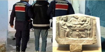 İki bin yıllık insan figürlü mezar steli Denizlide bir otomobilde yakalandı