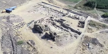 Doç. Dr. Banu Özdilek: İssos-Epiphaneiada toprak altındaki binalar tamamen ayakta