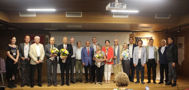 Mersin Arkeoloji Günleri'nde Prof. Dr. Bilal Söğüt'e Kültürel Mirasa Katkı Ödülü verildi