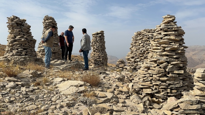 Adıyaman'nın gerger ilçesinde Obo Kültürünü andıran taş yığını yapılar bulundu