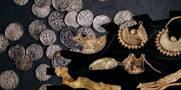 Hollanda, Kırıma ait altın İskit hazinesini 10 yıl sonra Ukraynaya geri gönderdi