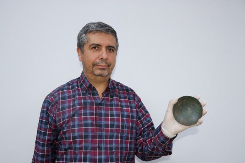 Hasankeyf Kalesi arkeoloji kazılarında şifa tası ve okçu yüzükleri bulundu
