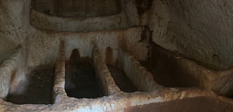 Perre Antik Kenti'nde yeni bir oda mezar bulundu