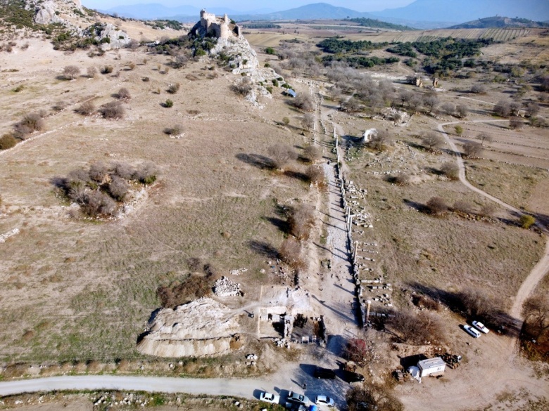 Kastabala Antik Kenti'nde Kubaba tapınağı kalıntıları bulundu