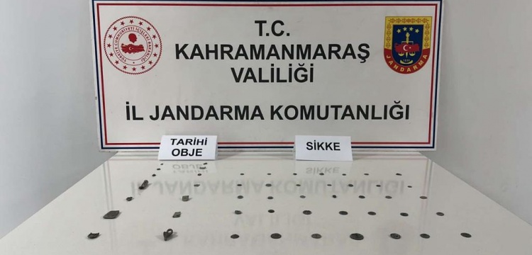 Jandarma ekipleri Kahramanmaraş'taki operasyonda 40 tarihi eser nitelikli obje yakaladı