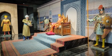 Konyadaki Dar-ül Mülk Sergi Sarayı Anadolu Selçuklu Hanedanını ziyaretçilere tanıtıyor