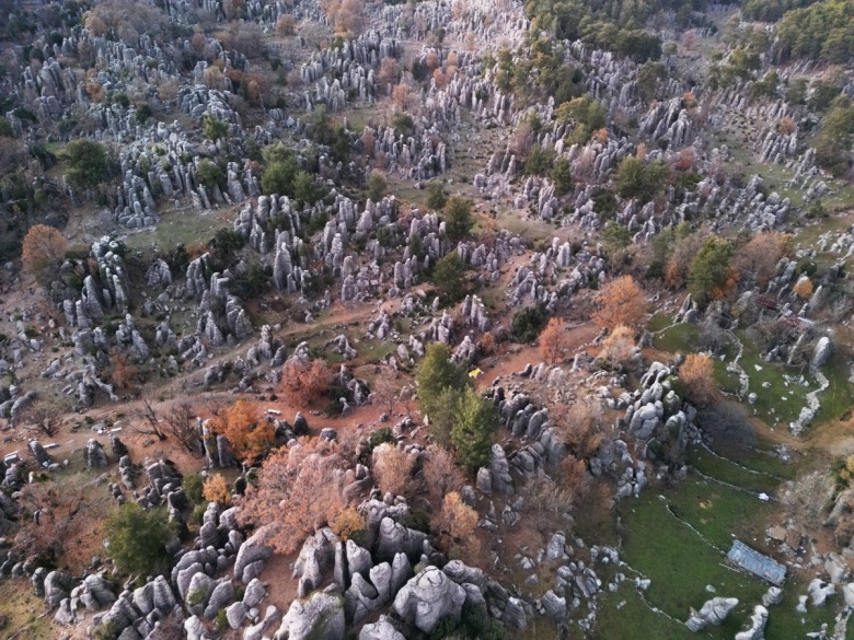 Antalya'nın 65 milyon yıllık Adam Kayaları