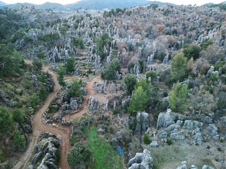 Antalya'nın 65 milyon yıllık Adam Kayaları