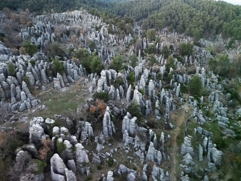 Antalya'nın 65 milyon yıllık Adam Kayaları