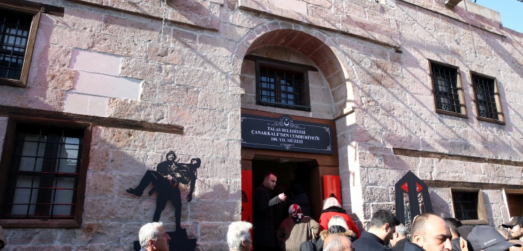 Kayseri'de, Çanakkale'den Cumhuriyet'e 100. Yıl Müzesi törenle açıldı