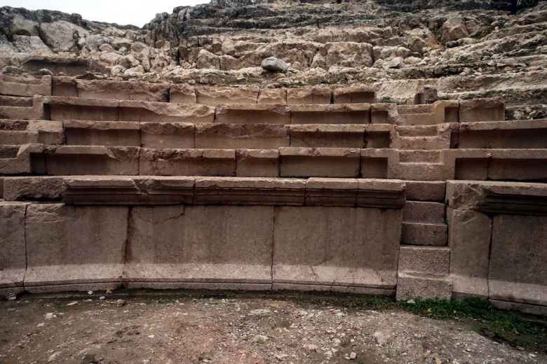 Zile Kalesi'ndeki antik tiyatronun Roma eseri olduğu belirlendi