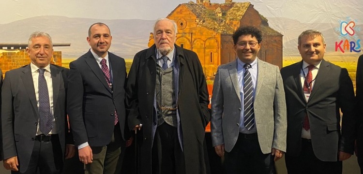 Prof. Dr. Haşim Şahin: Selçukoğulların Kars'a ilgisi Arslan Yabgu'ya kadar uzanıyor
