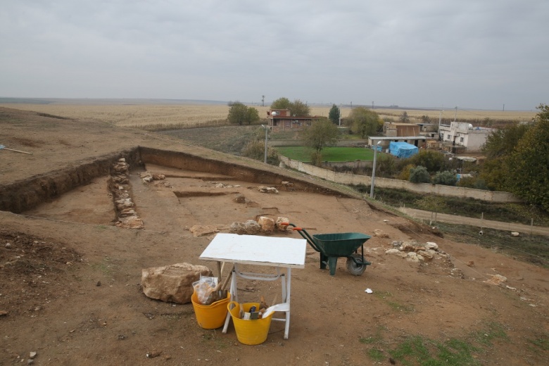 Mardin'in Kızıltepe ilçesindeki Büyükboğaziye Höyüğü arkeoloji kazılarından görüntüler