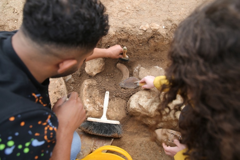 Mardin'in Kızıltepe ilçesindeki Büyükboğaziye Höyüğü arkeoloji kazılarından görüntüler