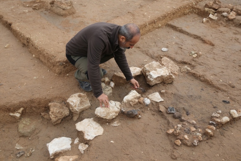 Mardin'in Kızıltepe ilçesindeki Büyükboğaziye Höyüğü arkeoloji kazılarından görüntüler