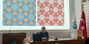 Geometrik desenler İslamın kainat tasavvurunun evrensel göstergesi