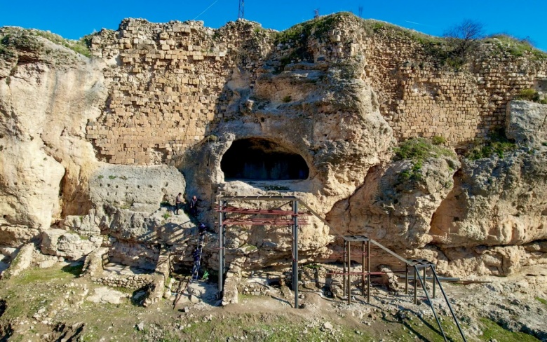 Diyarbakır'ın Eğil İlçesi'ndeki yaklaşık 1900 yıllık kaya kilise ziyaretçilere açıldı