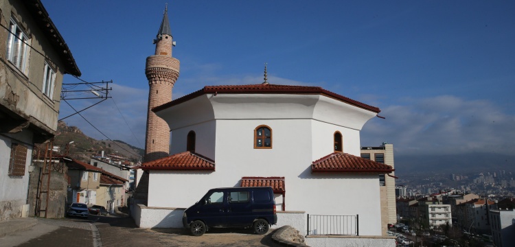 Altı asırlık Horuç Camisi yıkıldı ve yeniden inşa edildi