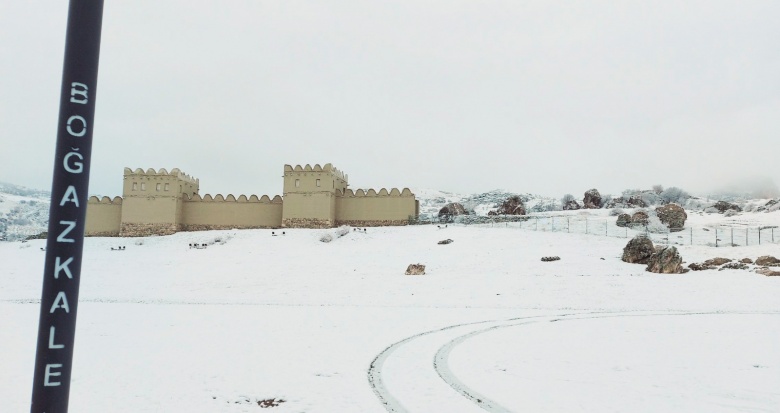 Hititlerin başkenti Hattuşa'yı karla kaplı haliyle görmek ister misiniz?