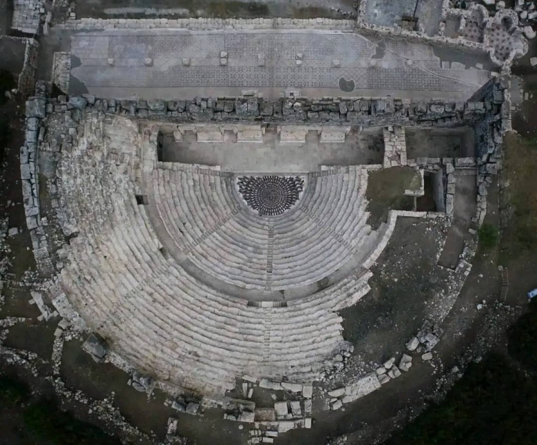 Kibyra Antik Kenti'nde ziyarete açılan eşsiz Medusa mozaiği