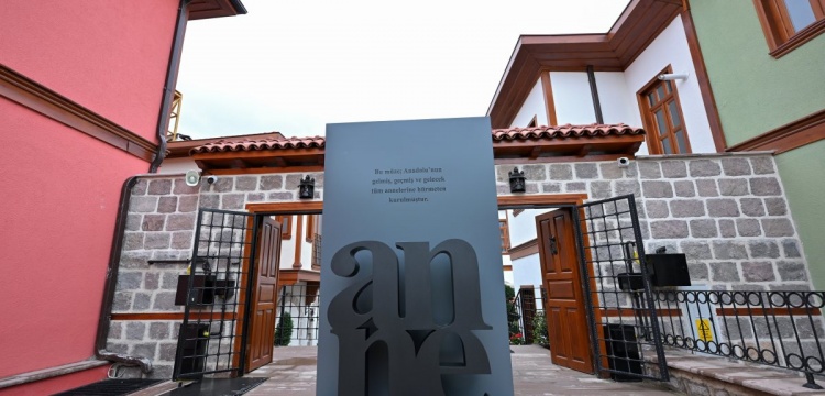 Anadolu'nun annelik tarihi Altındağ'daki Anne Müzesi'nde sergileniyor