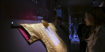 Doğunun ve Batının Efendisi Fatih Sultan Mehmetin eşyaları Topkapı Sarayında