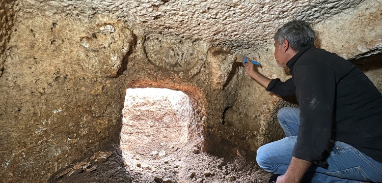 Tharsa Antik Kenti'nde oda mezar bulundu