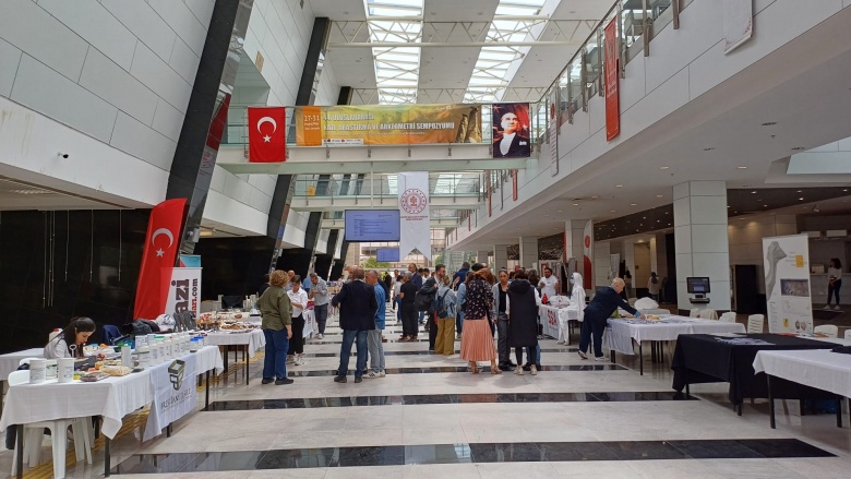 44. Uluslararası Kazı, Araştırma ve Arkeoloji Sempozyumunun açılışından fotoğraflar