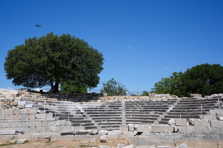 Teos Antik Kenti'nden manzaralar