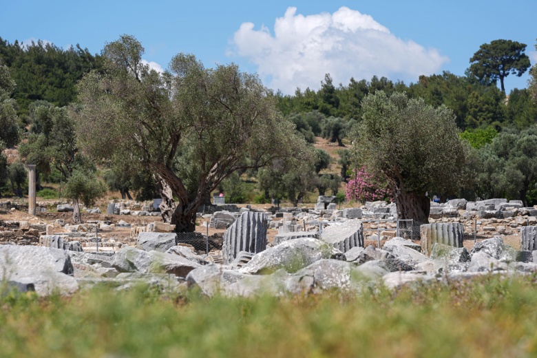 Teos Antik Kenti'nden manzaralar