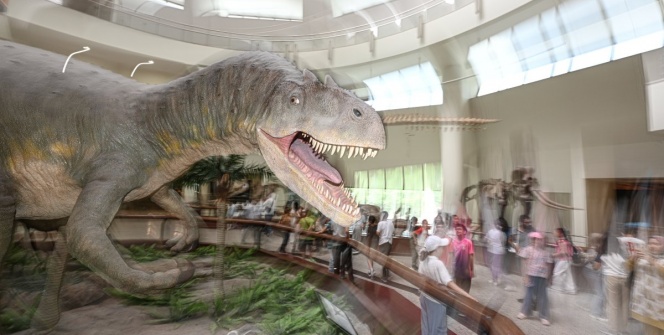 Şehit Cuma Dağ Tabiat Tarihi Müzesinde dinozor da var göktaşı da