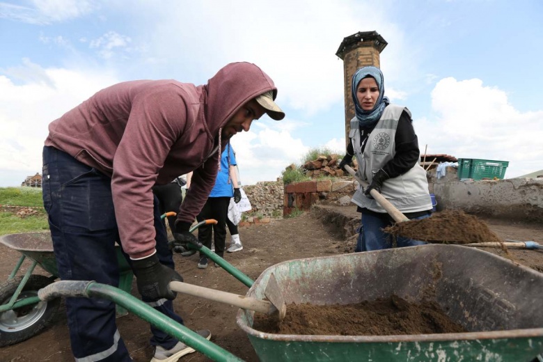 Ani Ören Yerinde 2024 yılı arkeoloji kazılarına başlandı